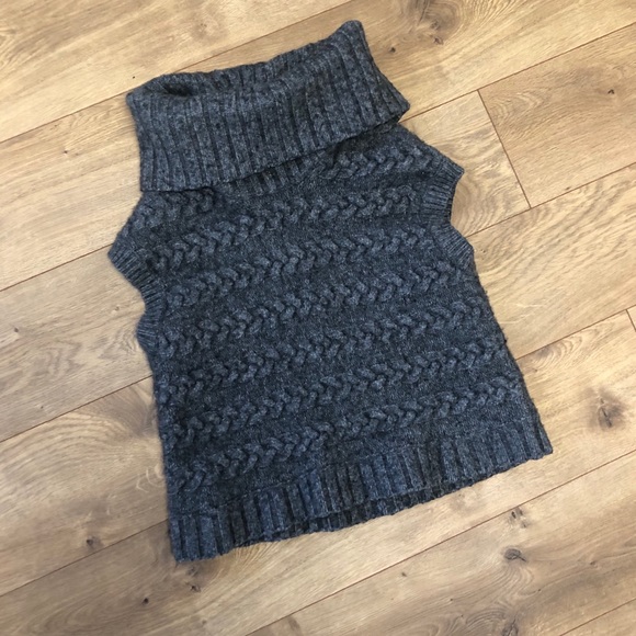 Banana Republic Wool Sweater Vest - Picture 3 of 5